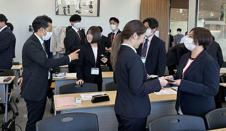 入社後1年間の定着率が2年で6%UP！社会人未経験者の不安も軽減できる夢真の入社時研修